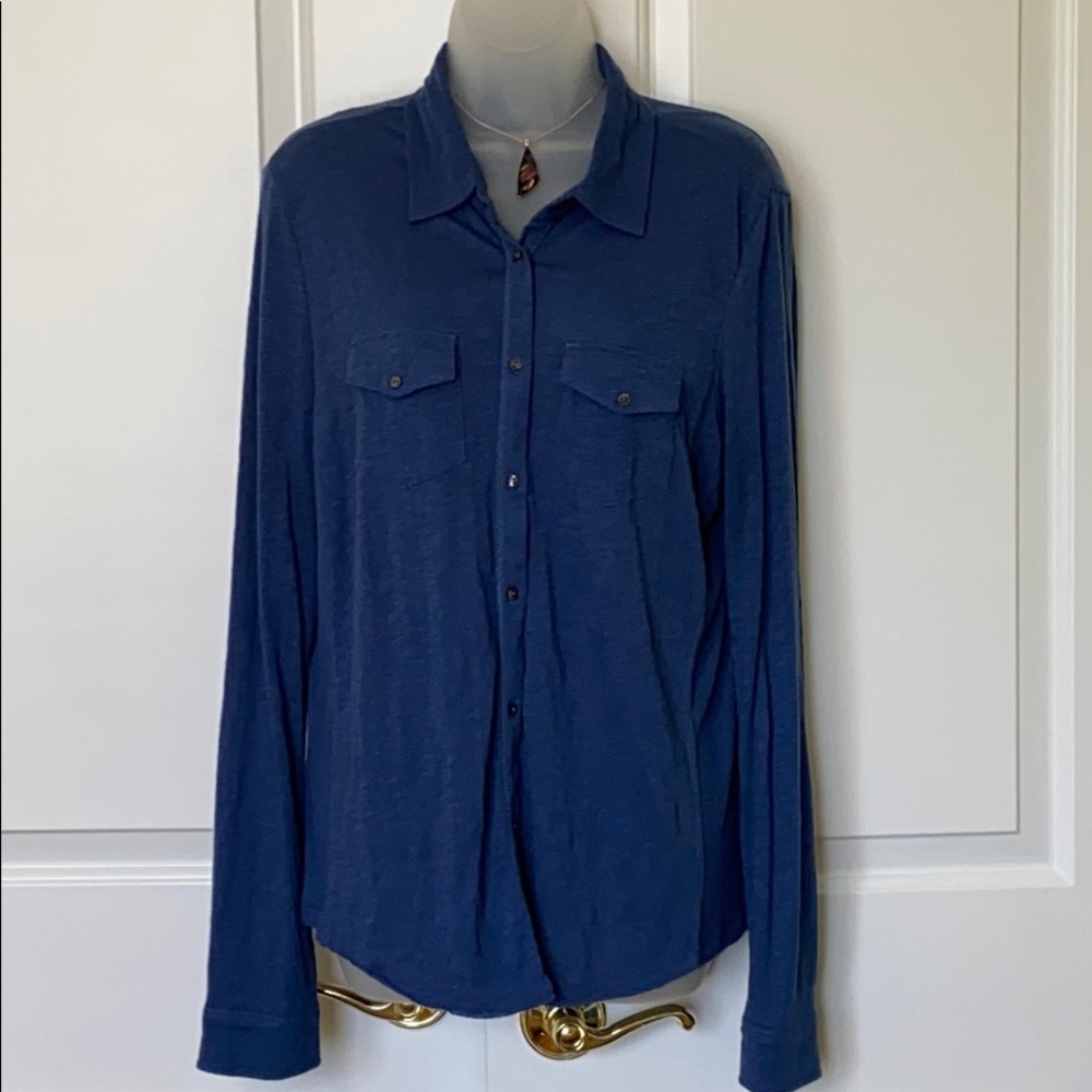 Aeropostale Long Sleeve Button Top